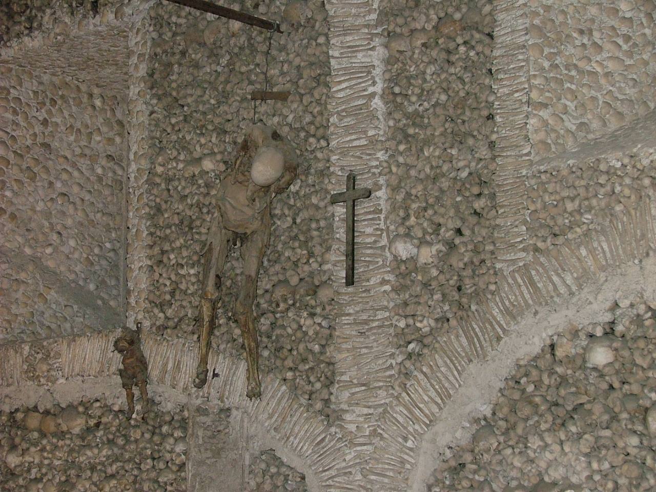 Evora: Capela dos Ossos