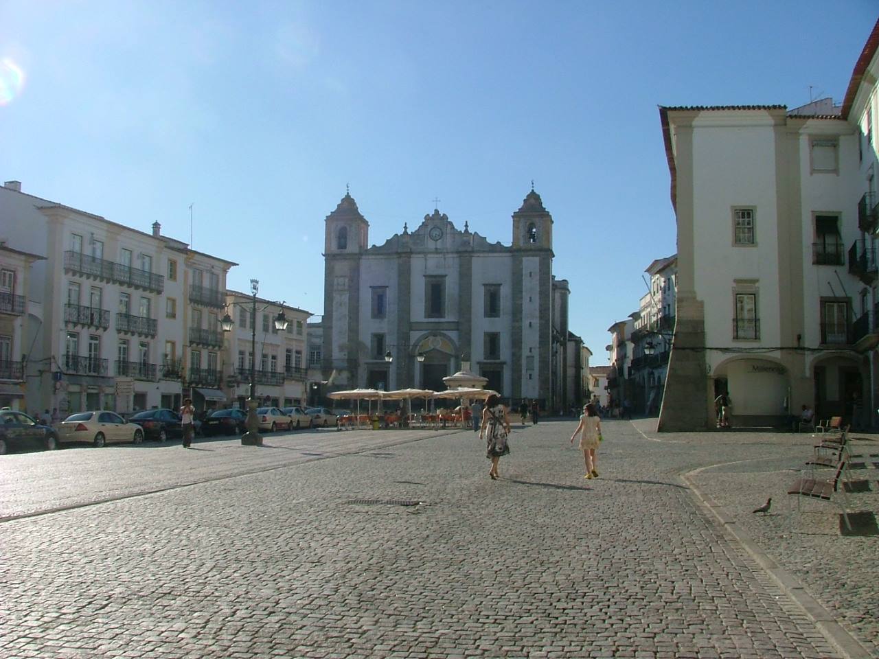 Evora