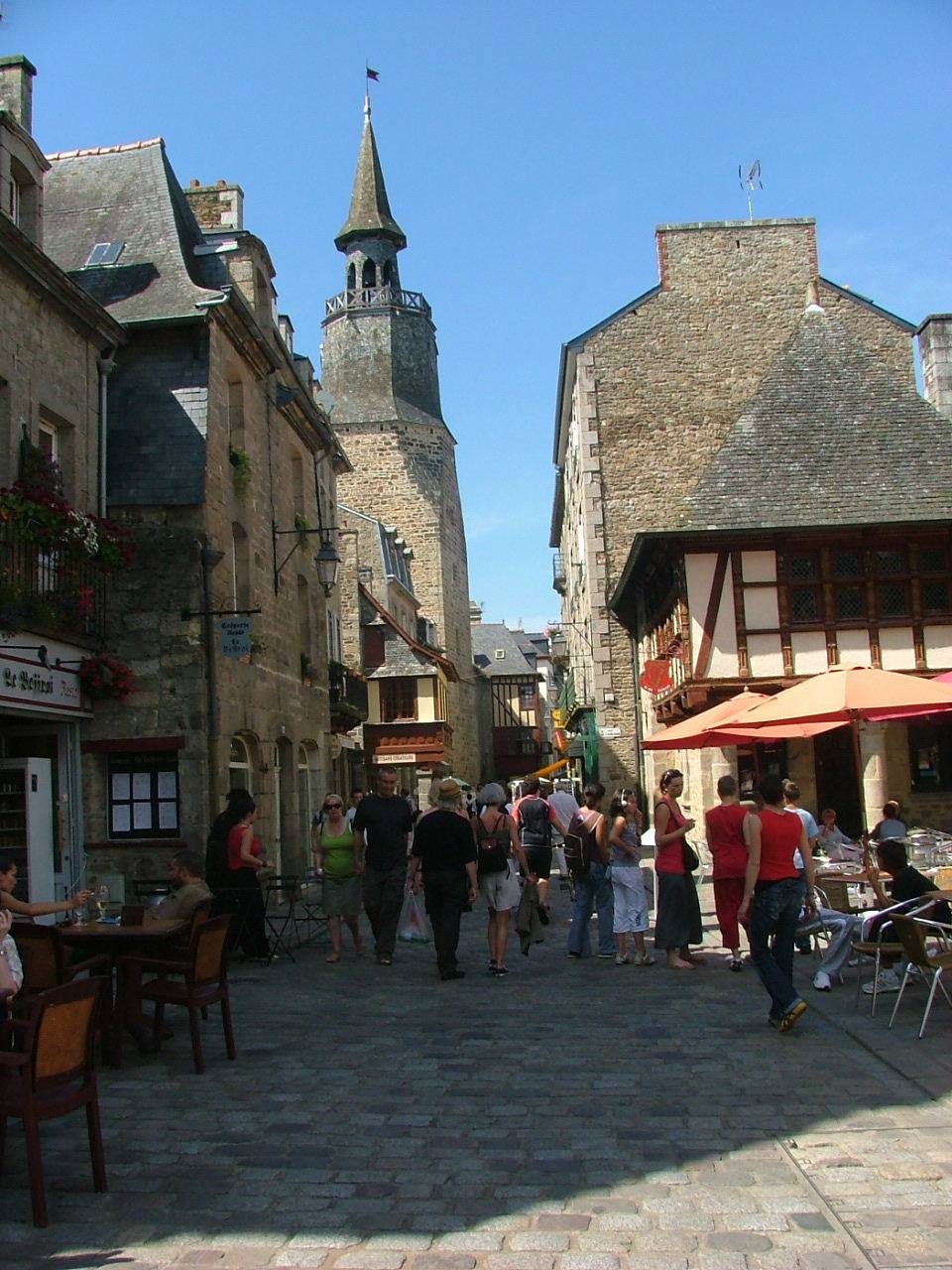 Dinan