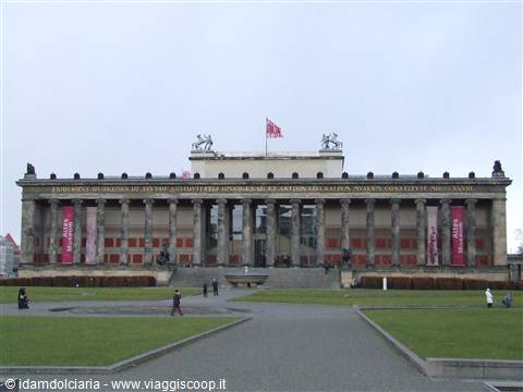 BERLINO - Il Colonnato monumentale dell'Altes Museum