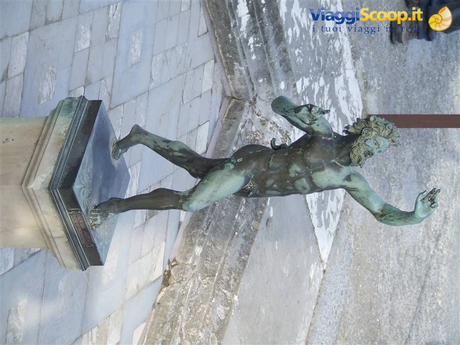 POMPEI - Copia del ''Fauno'' nell'omonima Casa