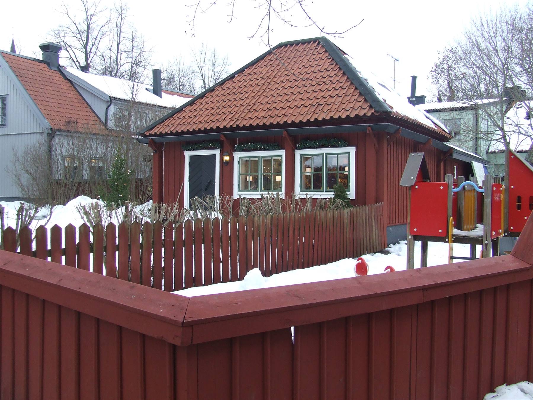 SIGTUNA - Casetta tipica svedese