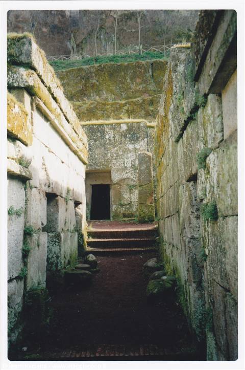 ORVIETO - Necropoli etrusca