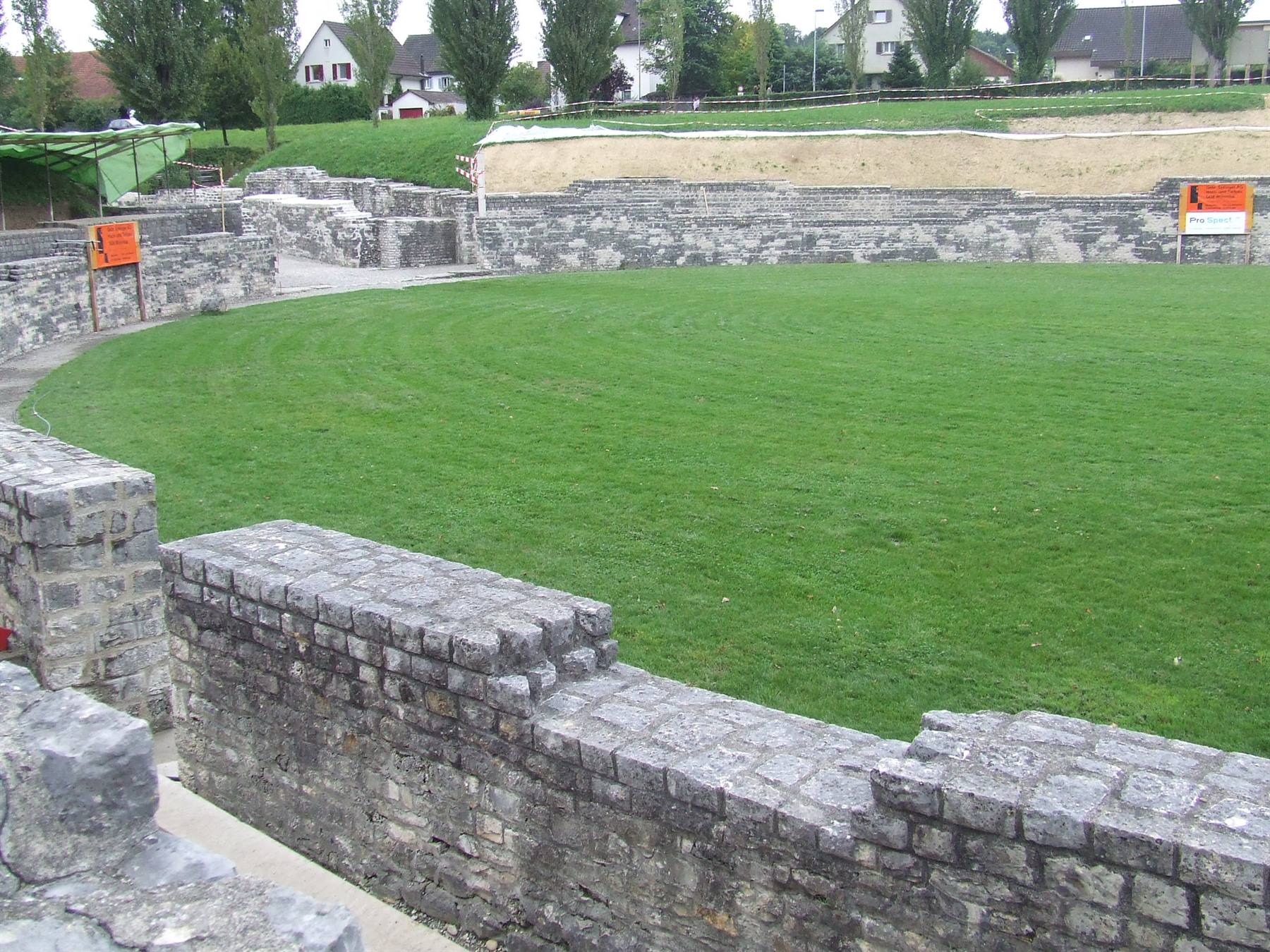 BRUGG - Vindonissa : anfiteatro romano
