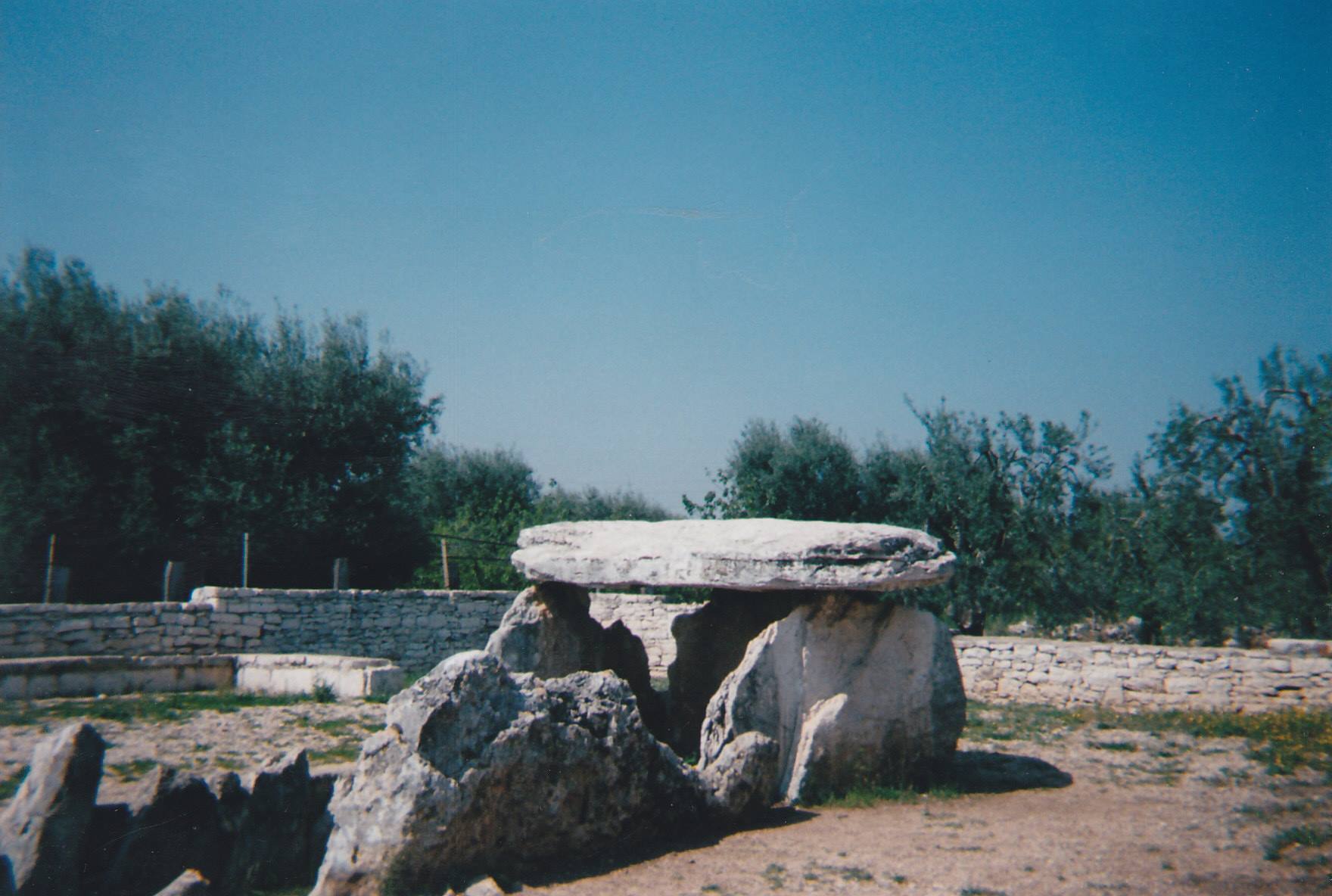 BISCEGLIE - Dolmen di Chianca