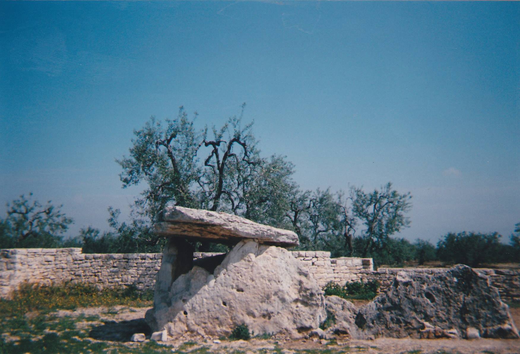 BISCEGLIE - Dolmen di Chianca