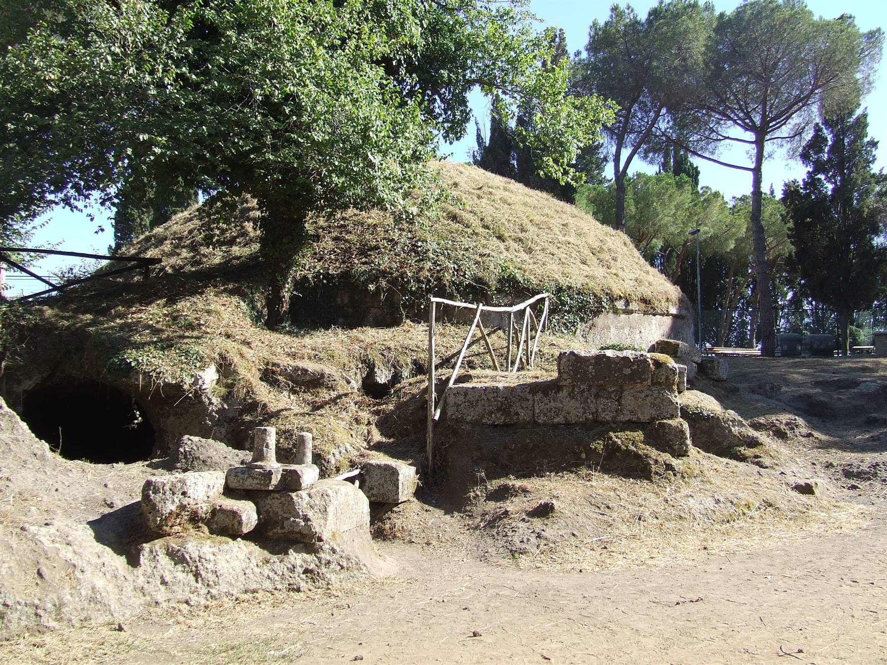 CERVETERI - Necropoli Etrusca
