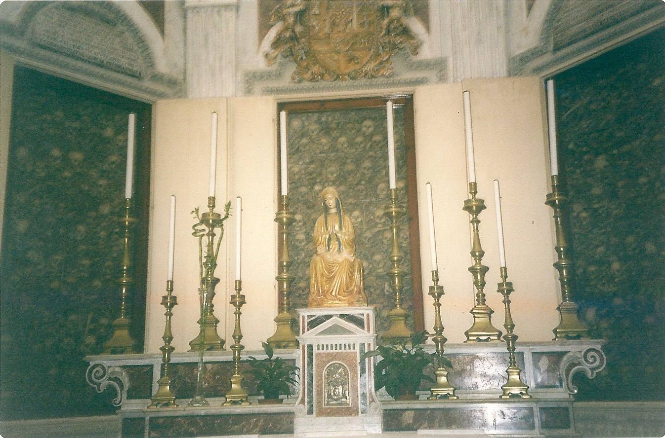 OTRANTO - Teschi degli Idruntini che non vollero convertirsi all'Islam