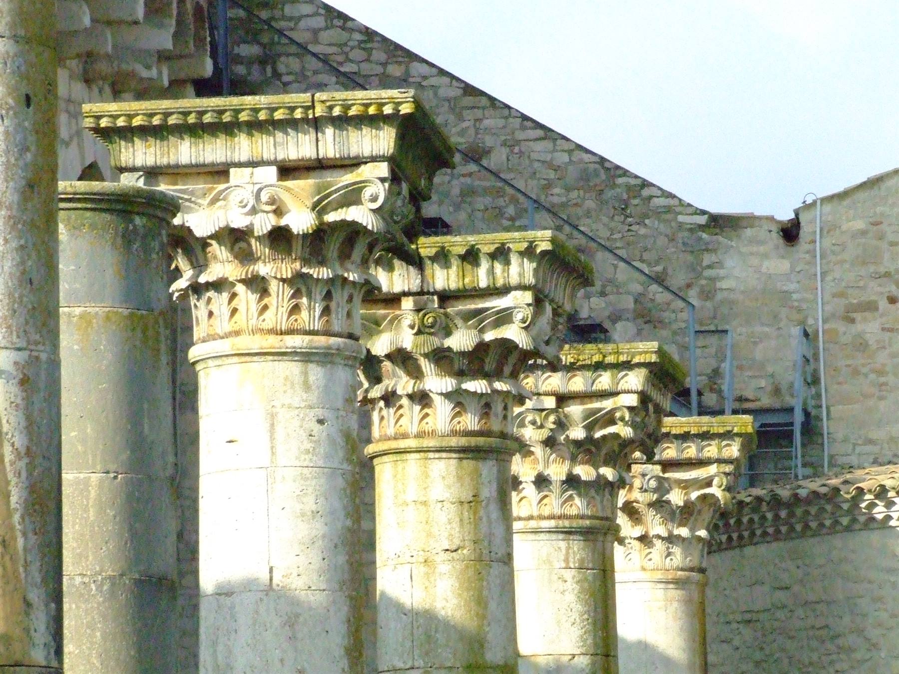 VENOSA - Antica Basilica