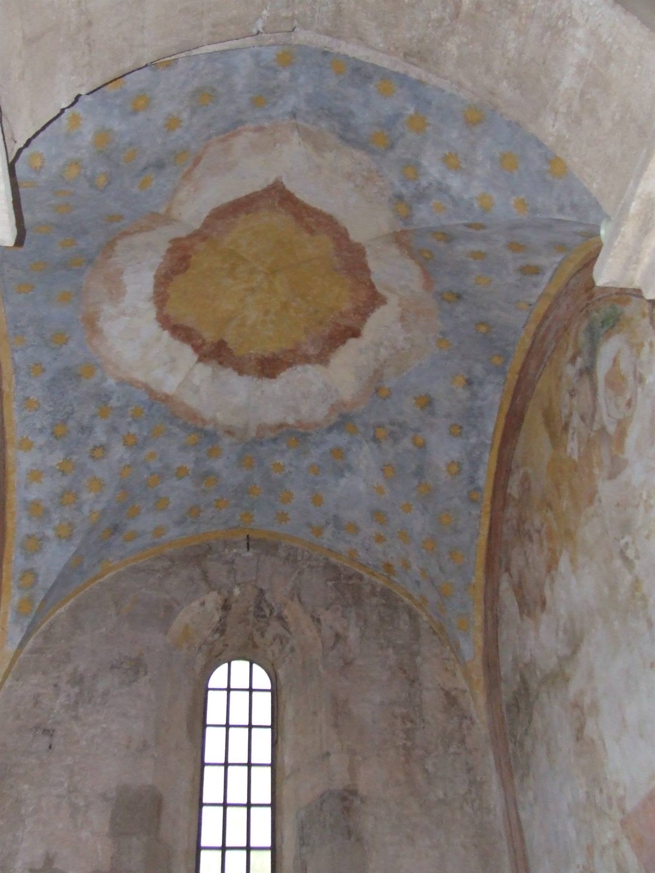 ABBAZIA DI FOSSANOVA - Interno della Cattedrale