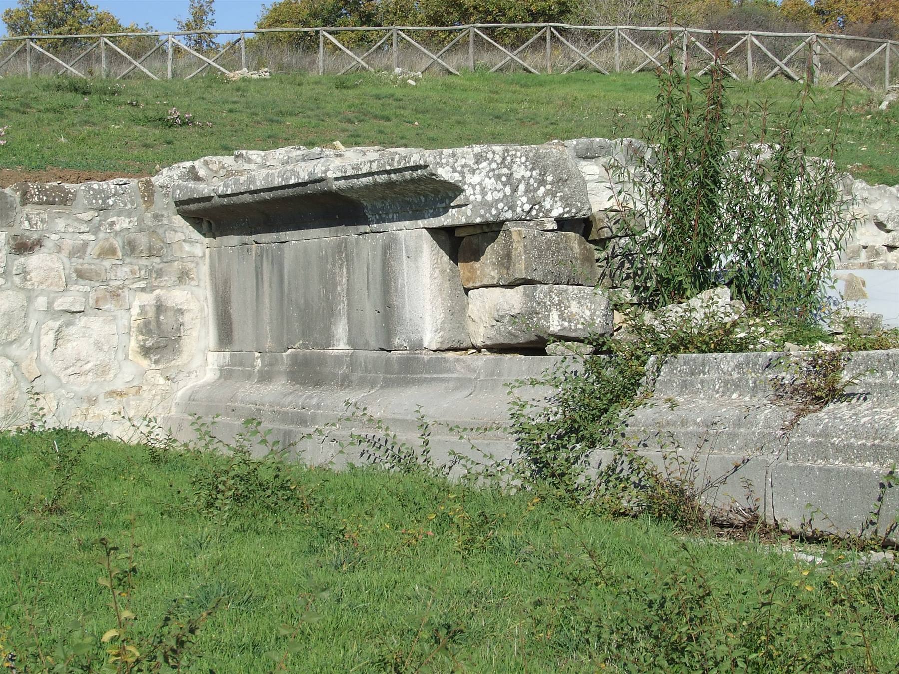 SAN GIOVANNI IN GALDO - Santuario Sannitico (II sec. a.C.)