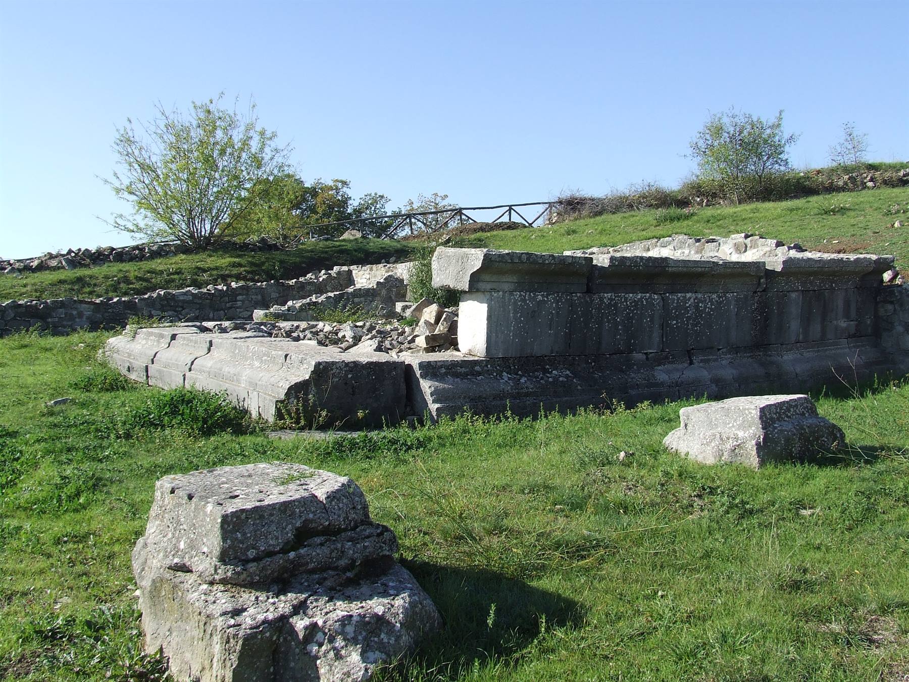 SAN GIOVANNI IN GALDO - Santuario Sannitico (II sec. a.C.)