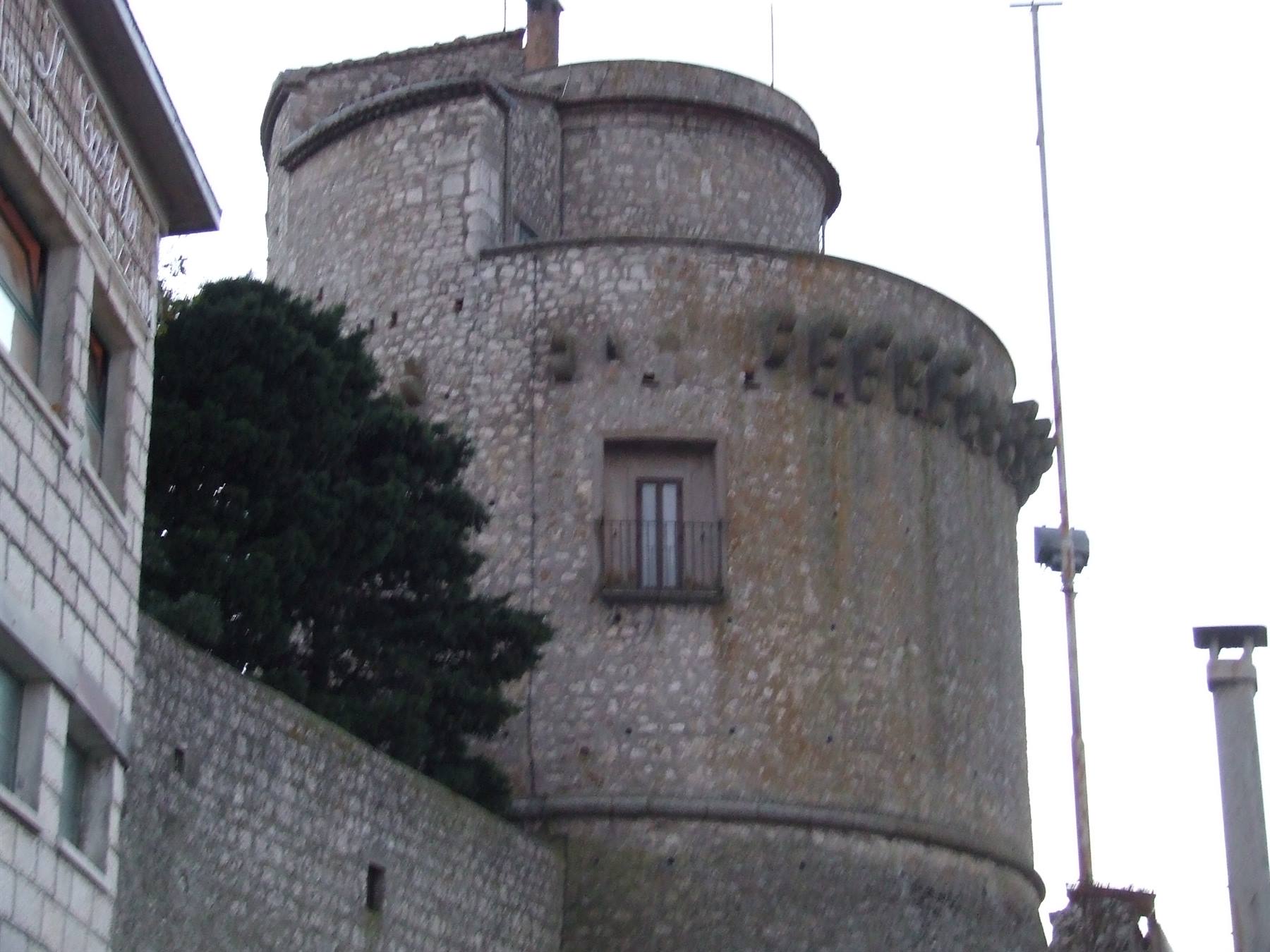 PONTELANDOLFO Torre Medievale