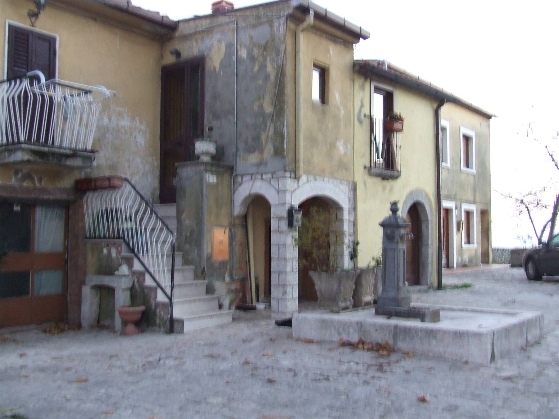 PONTELANDOLFO - Centro Storico