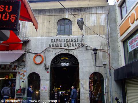 ISTANBUL - Ingresso al Gran Bazar