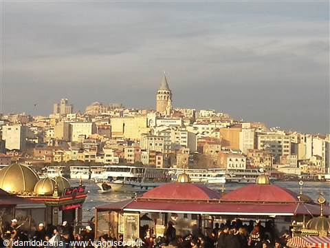 ISTANBUL - Panorama con la Torre di Galata