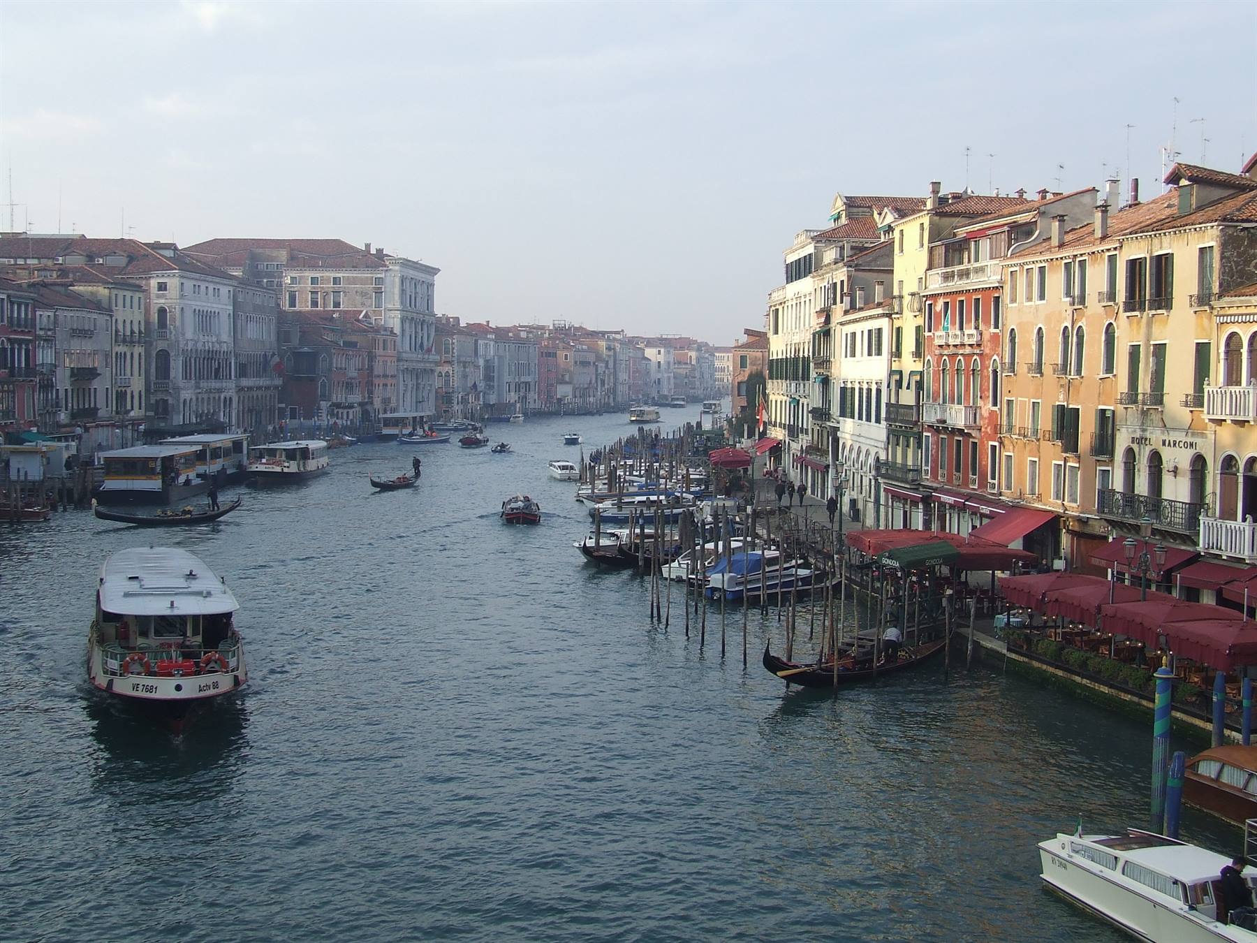 VENEZIA -Il  Canal Grande dal Ponte di Rialto