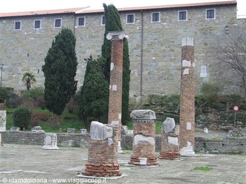 TRIESTE - Castello