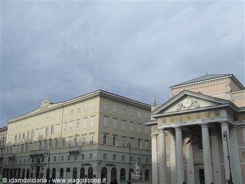 TRIESTE - Piazza della Borsa