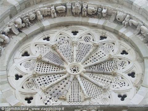 TROIA - Rosone della Cattedrale