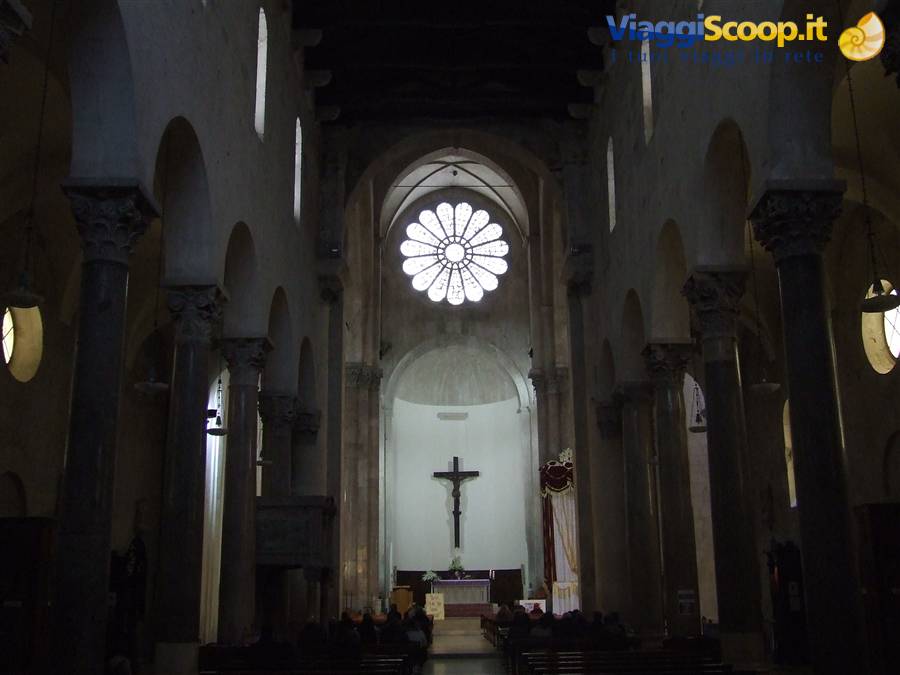 TROIA - Interno della Cattedrale