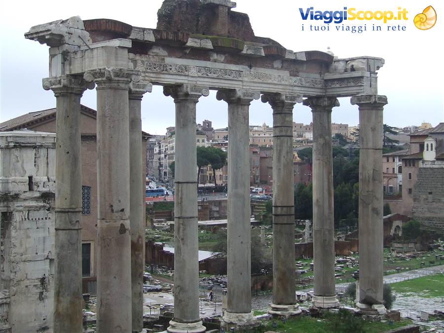 ROMA - Foro : Tempio di Saturno