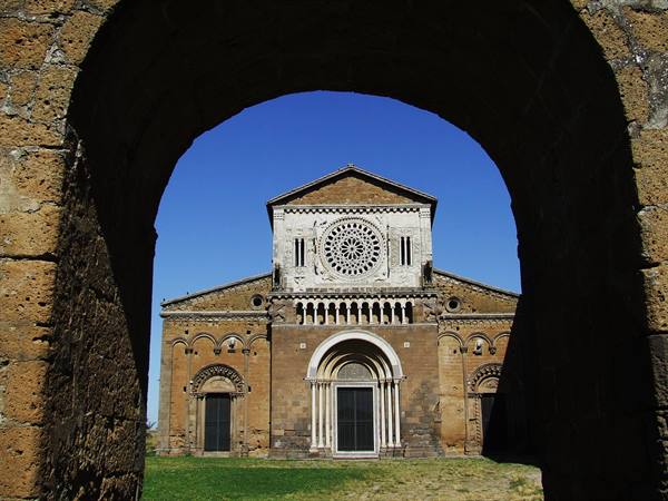 TUSCANIA (VT) - S. Pietro