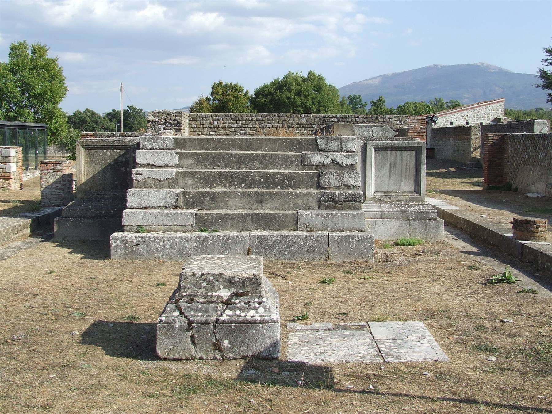 GRUMENTUM (PZ)- Anfiteatro