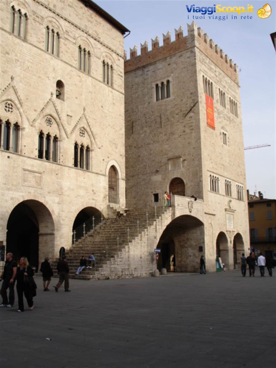 TODI - Il Palazzo Comunale