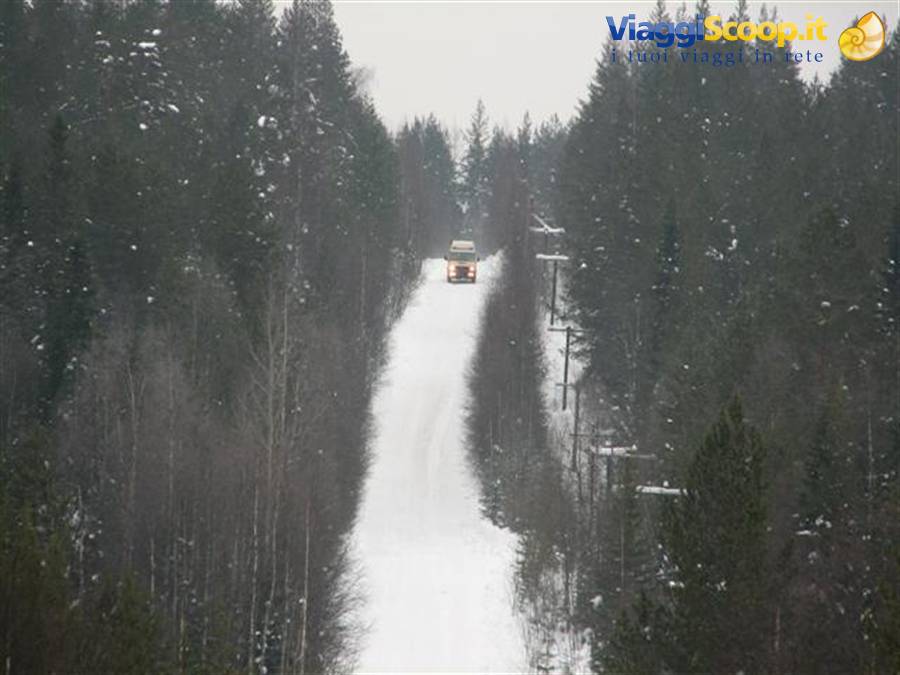 Il Daily scende da una lunga pista innevata