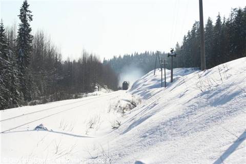 Una ferrovia lunga 1350 km collega San Pietroburgo a Murmansk