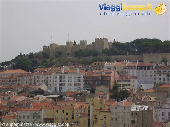 lisbona "quartiere Alfama"