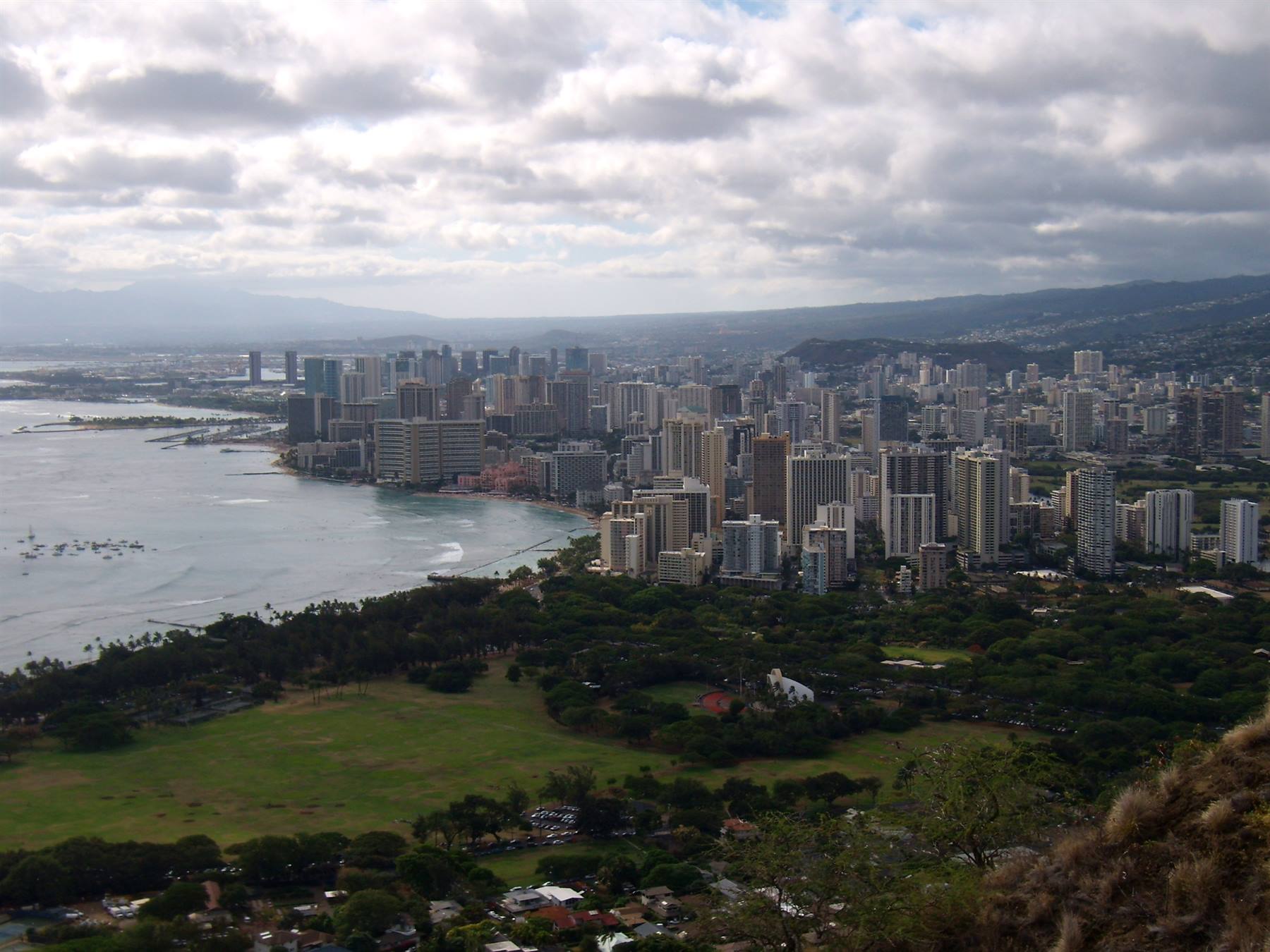 Waikiki e Honolulu dal Diamond Head