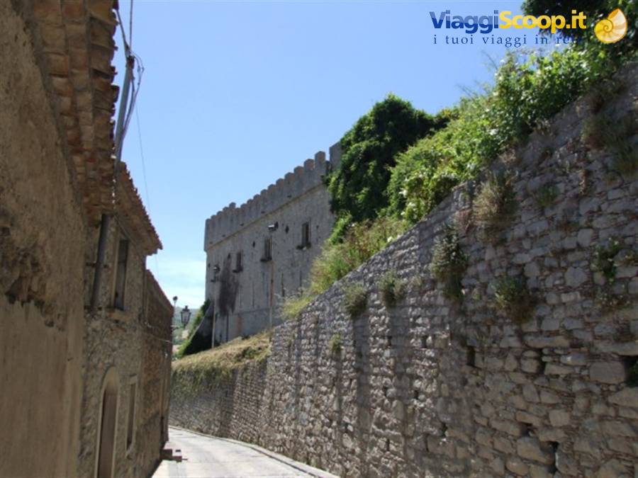 Una via del centro storico