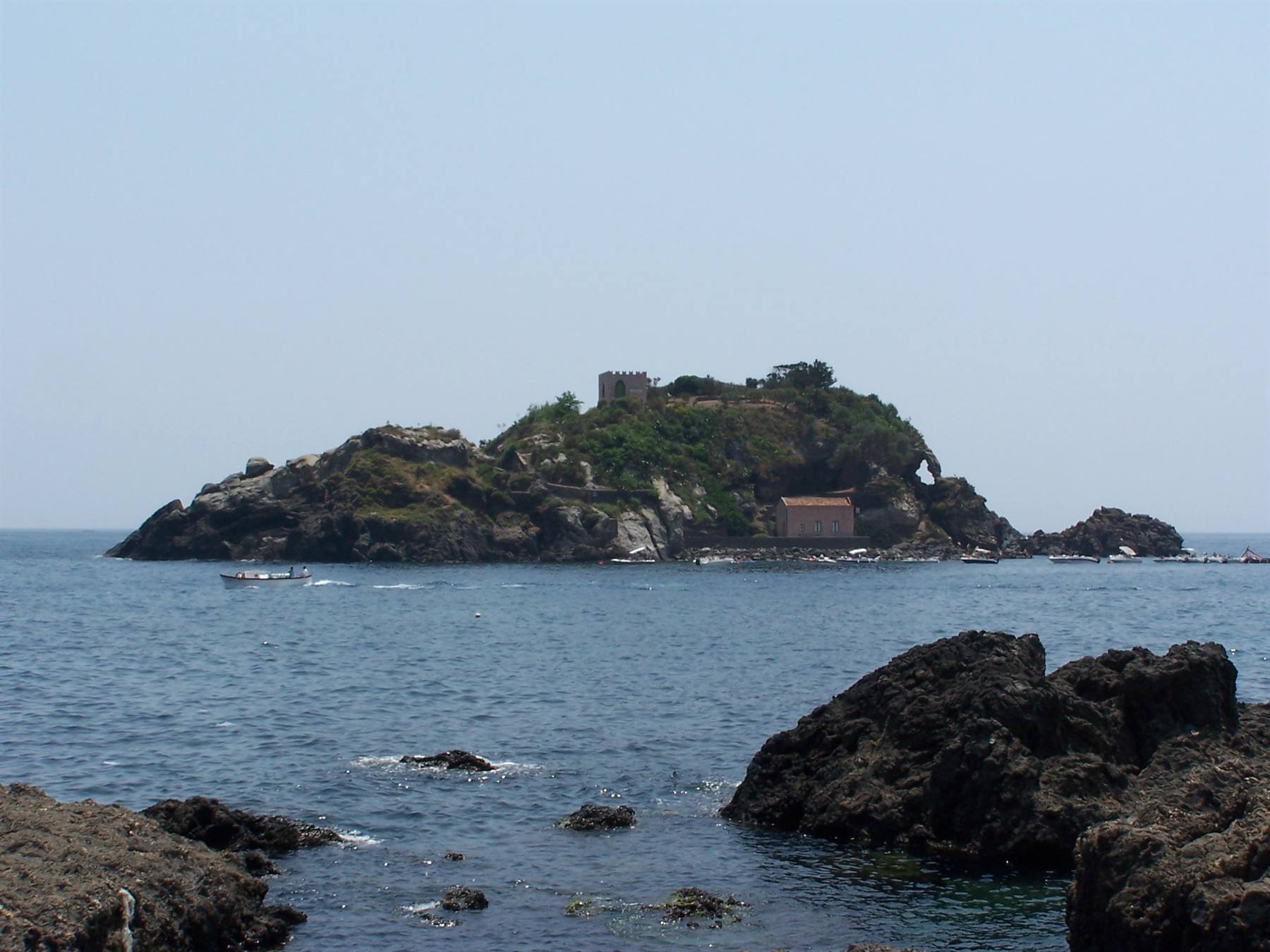 Acitrezza