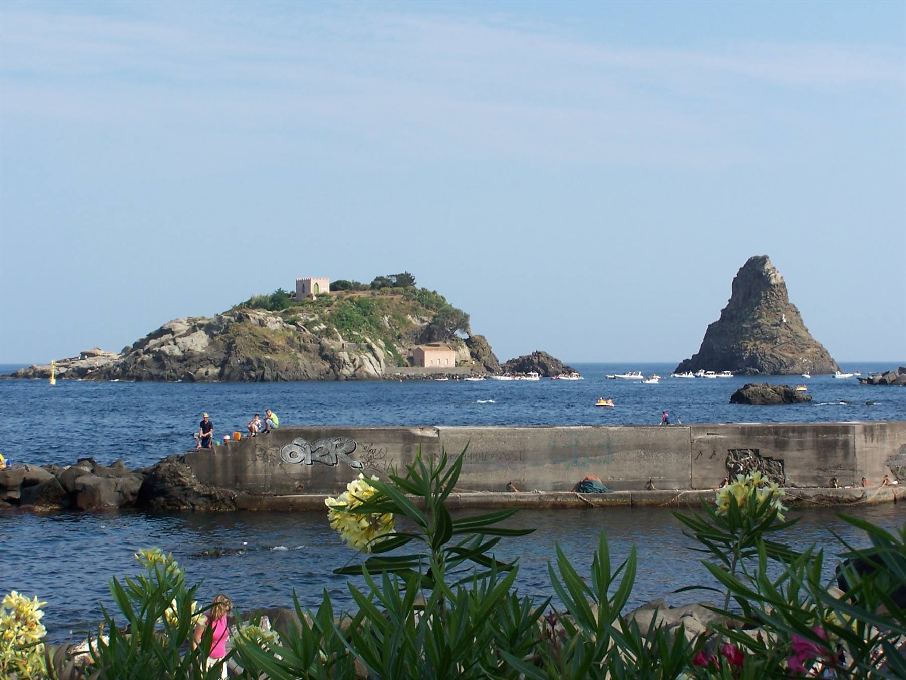 Acitrezza