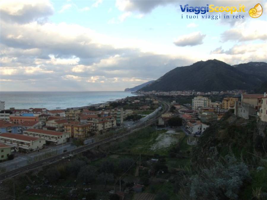 Brolo - Panorama dalla Torre del Castello