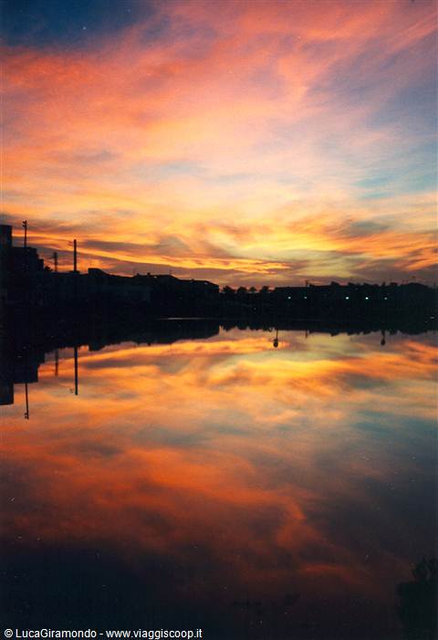 Tramonto sulle saline