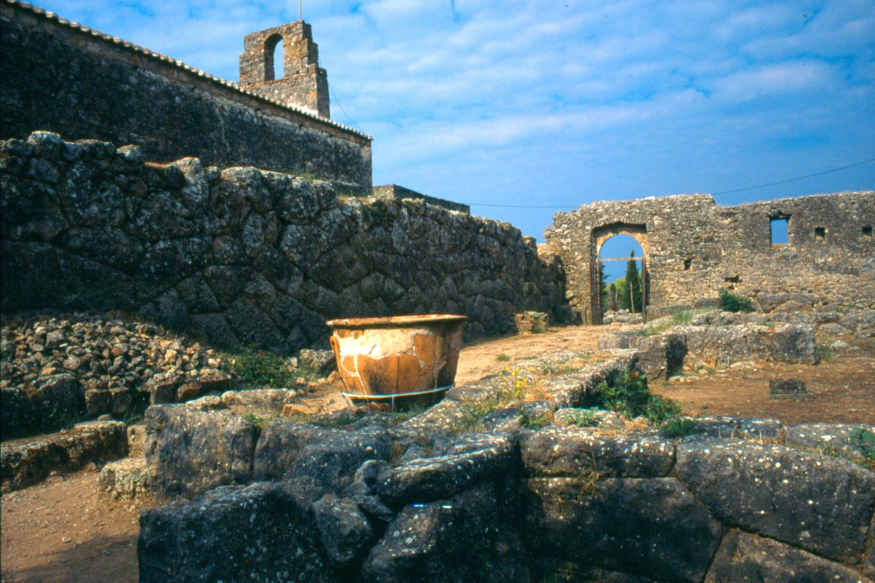 Nekromanteion