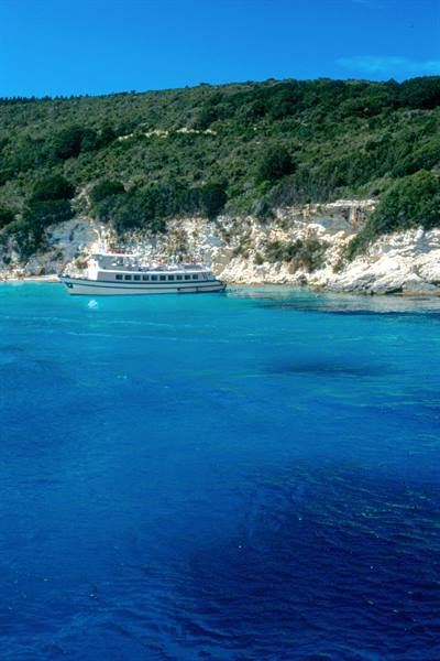 Antipaxos - Baia di Vrikes Beach