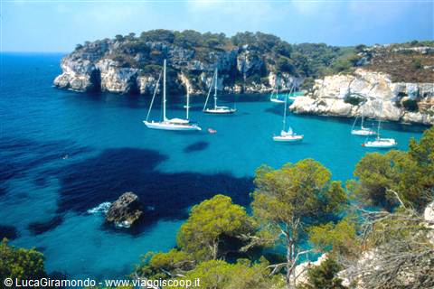 Cala Macarella