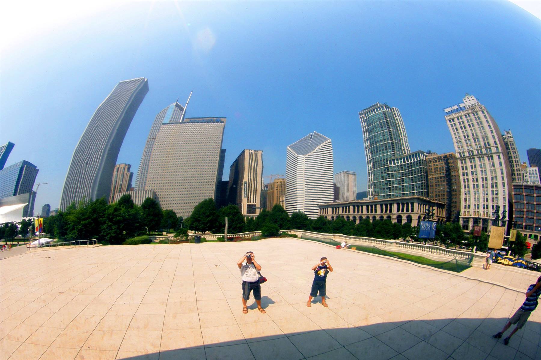 Chicago riflessa sulla Cluod Gate Sculture