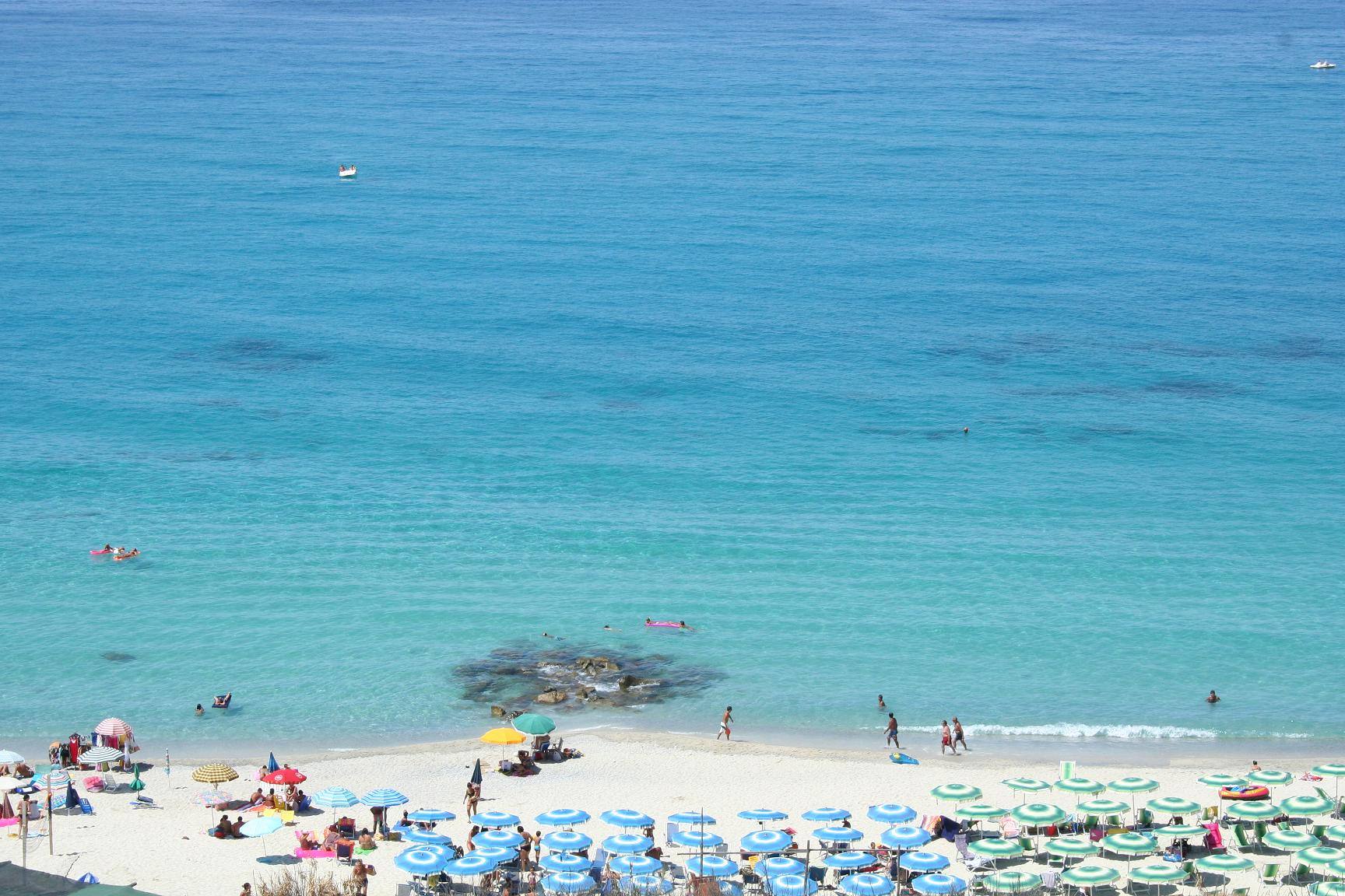 spiaggia villaggio VADARO