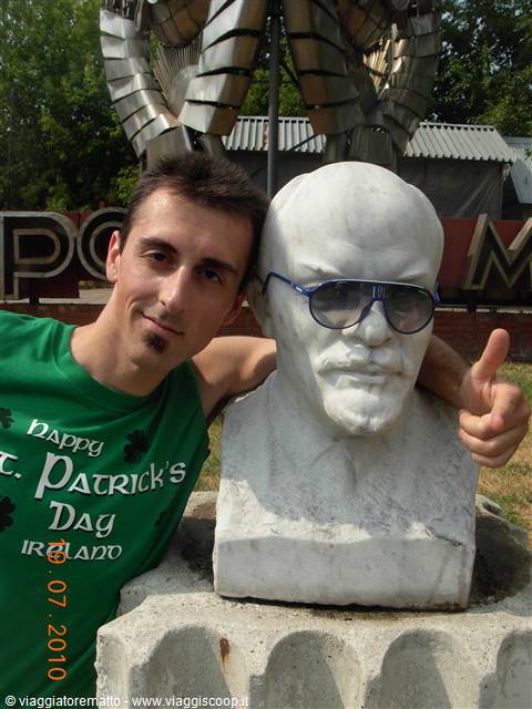 Mosca - parco Iskusstv, con un amico!