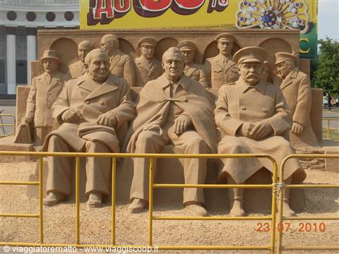Mosca - All-Russian Exhibition Center, statue di sabbia