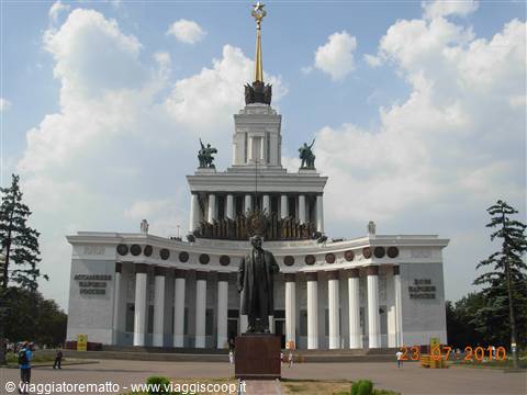 Mosca - All-Russian Exhibition Center, padiglione centrale