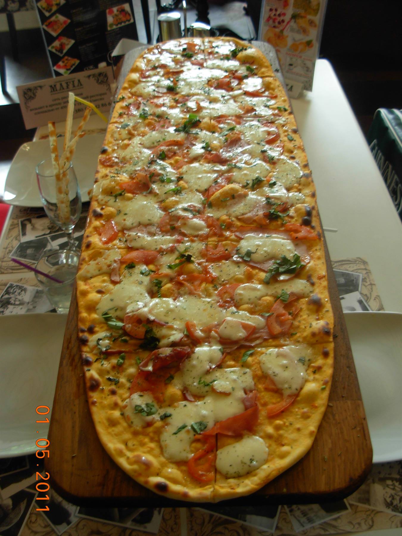 pizza al metro!