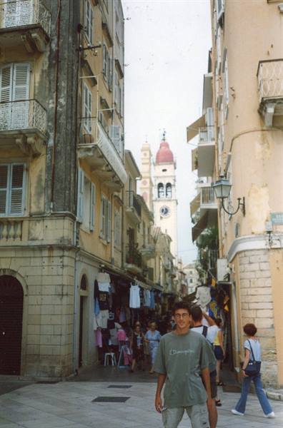 Corfu - tra i vicoletti..