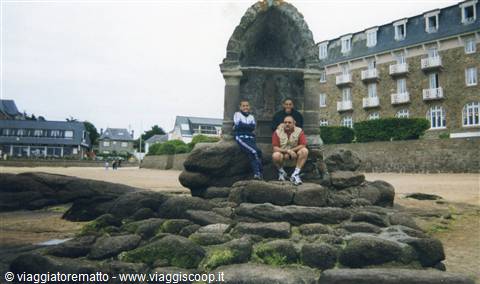 Ploumanach - monumento