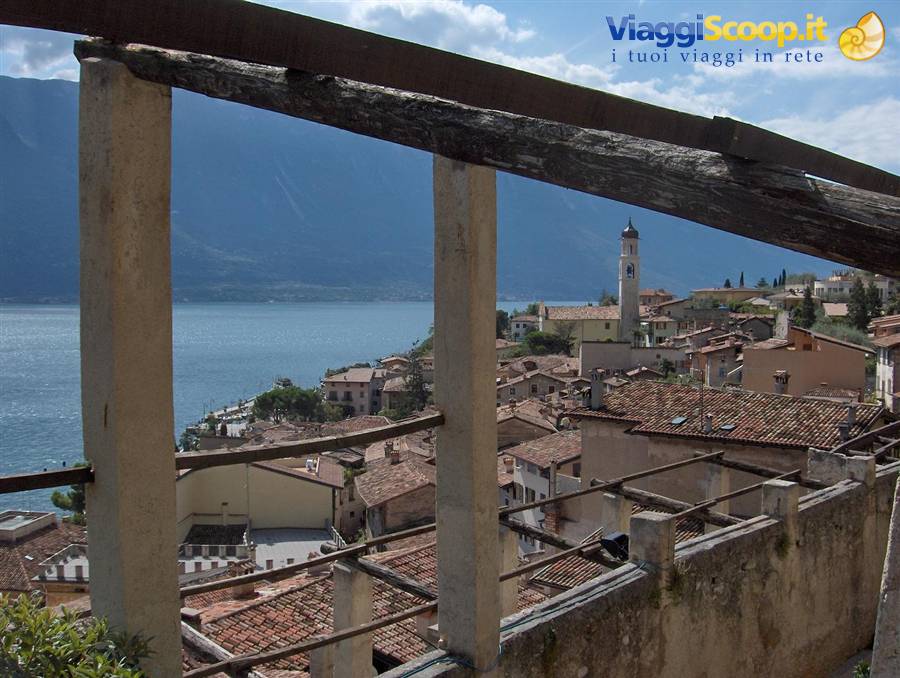 Limone (veduta dalla limonaia)
